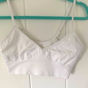 Lululemon ebb to street sports bra